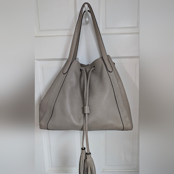 Tignanello Handbags - Tignanello Cinch Drawstring Hobo  Leather Shoulder Bag A385771